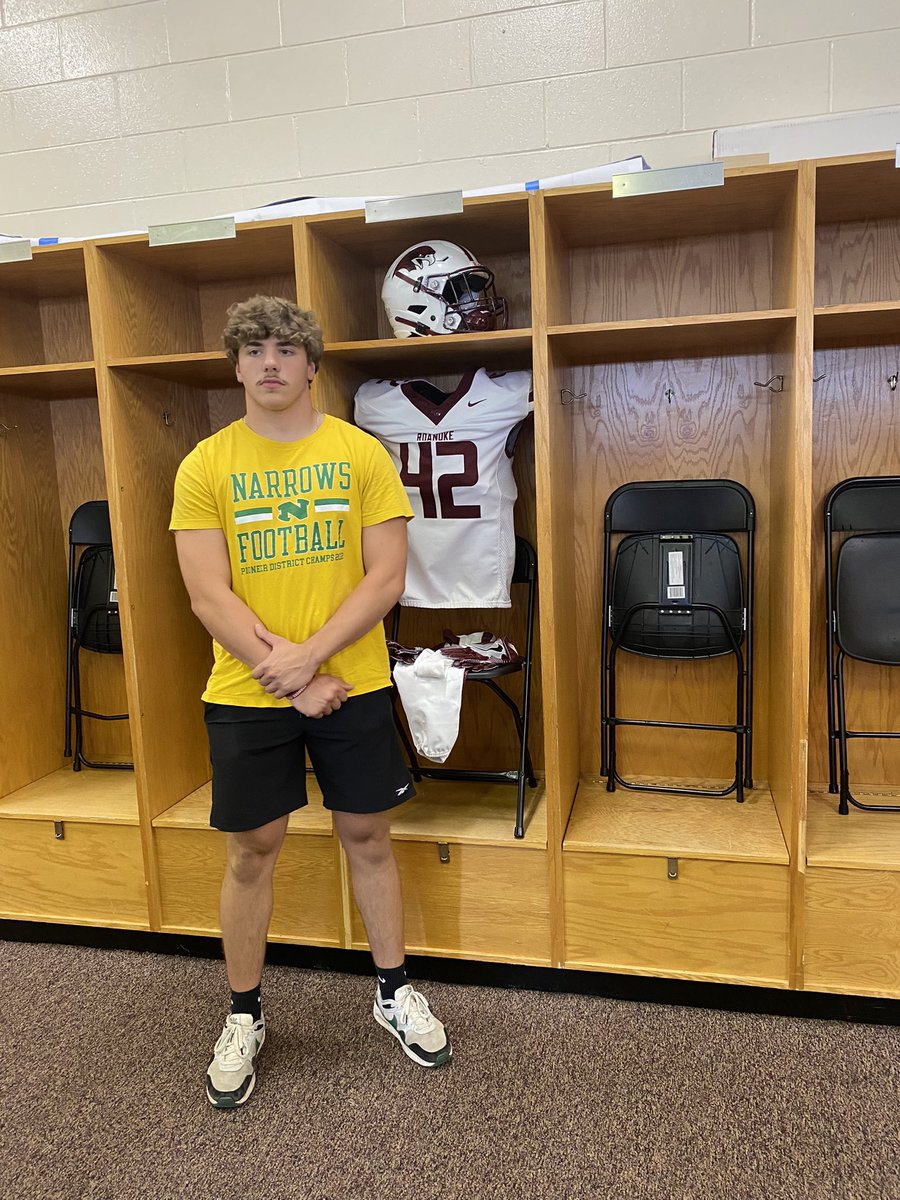 Had a great junior day <a href="/RoanokeFB/">Roanoke College Football</a>! thank you <a href="/CoachGiancola/">Mike Giancola</a> <a href="/Coach_Ven3/">Darren Venable</a>  for inviting me.