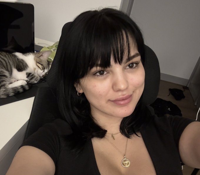 SOSYAL MEDYA EFFECT 😃 https://t.co/qgxiL6kTUr