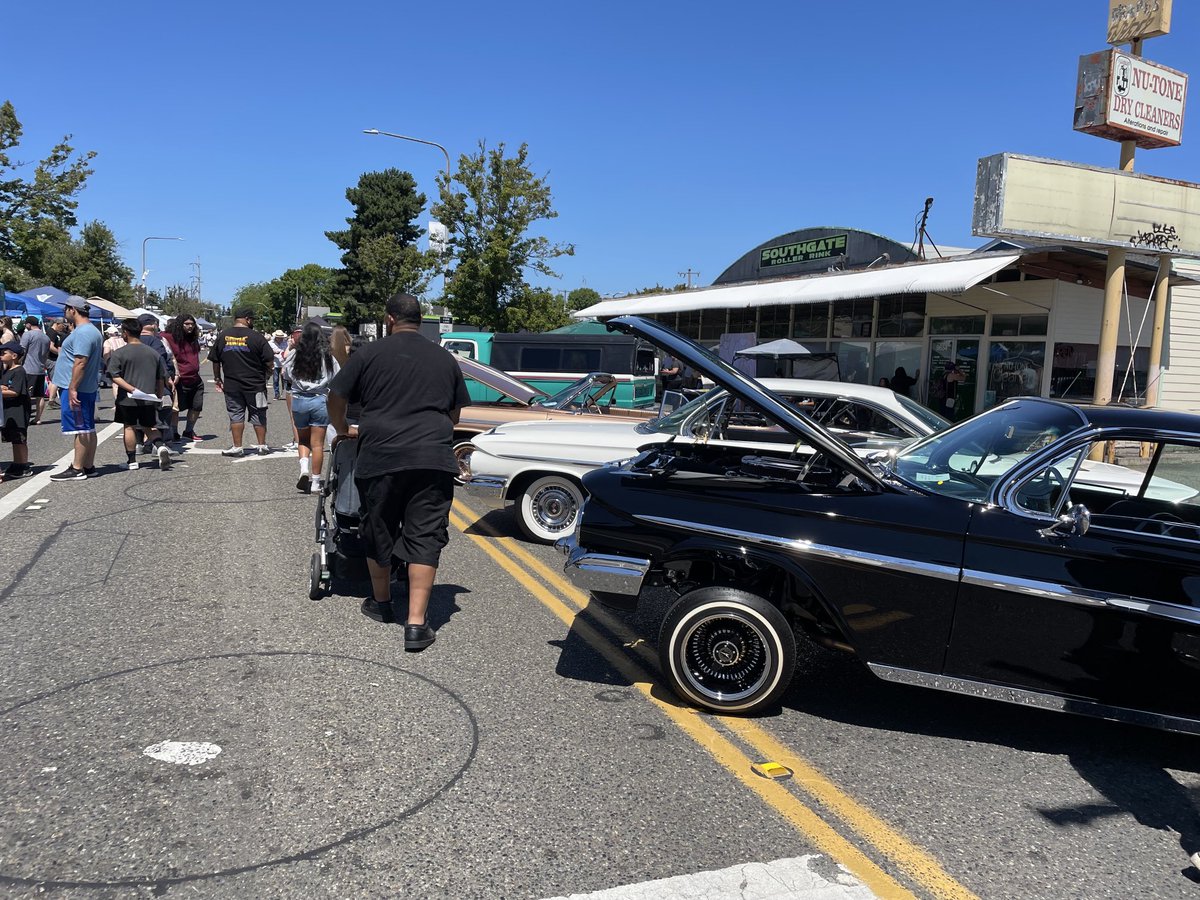 Now on to White Center Low Rider Block Party. New location. MANY more cars and vendors. 17th south of Rox