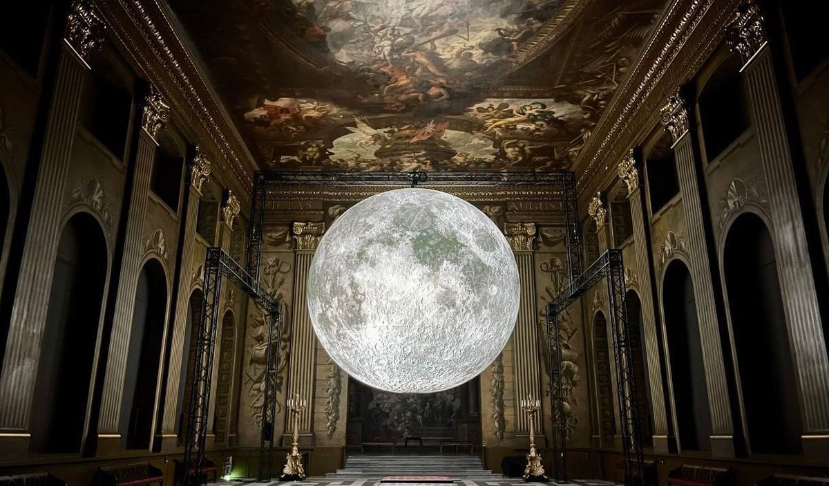 Astrophile_AR's tweet photo. بمناسبة يوم القمر العالمي:

متحف القمر 🌃 Museum of the Moon! https://t.co/brTzl7aMPG