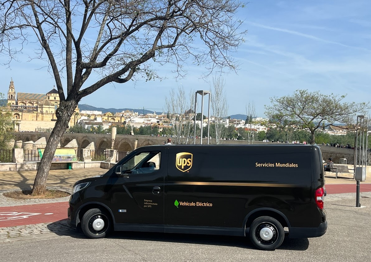 FrigoExpress.Es ║ ##UPS ya realiza en Córdoba la última milla con una #Flota compuesta por cinco vehículos eléctricos: A nivel global, cuenta con más de 18.500 vehículos de combustible alternativo y tecnología avanzada. A lo largo de este año,… logisticaprofesional.com/texto-diario/m…