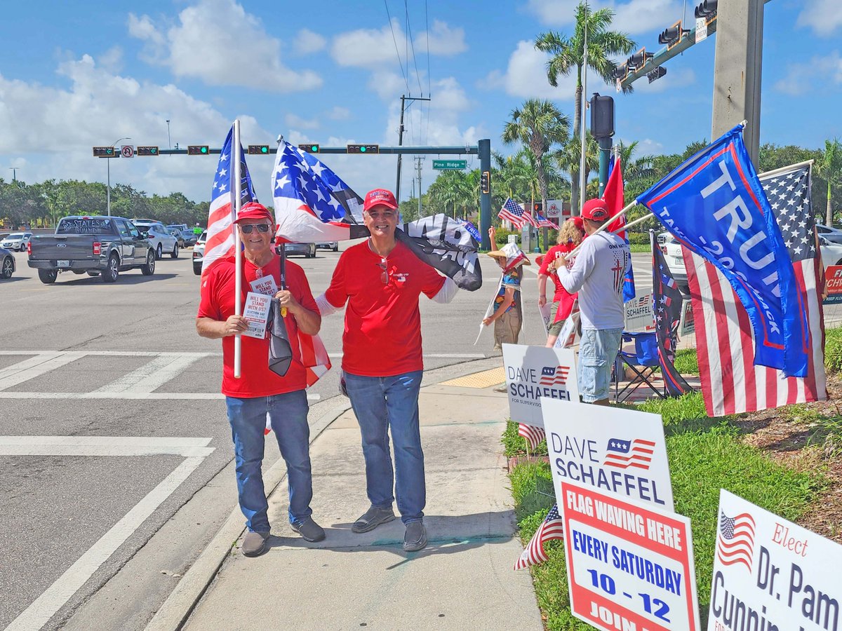 Dan_Sperduto's tweet photo. Another successful Saturday morning rally at Trump Corner (Pine Ridge and Airport Pulling) in Naples FL! Horns honking continuously, we handed out lots of literature and some passing motorists took the time to stop by and join us! Every Saturday 10am - 11:30am. https://t.co/kKRHUhHnqR
