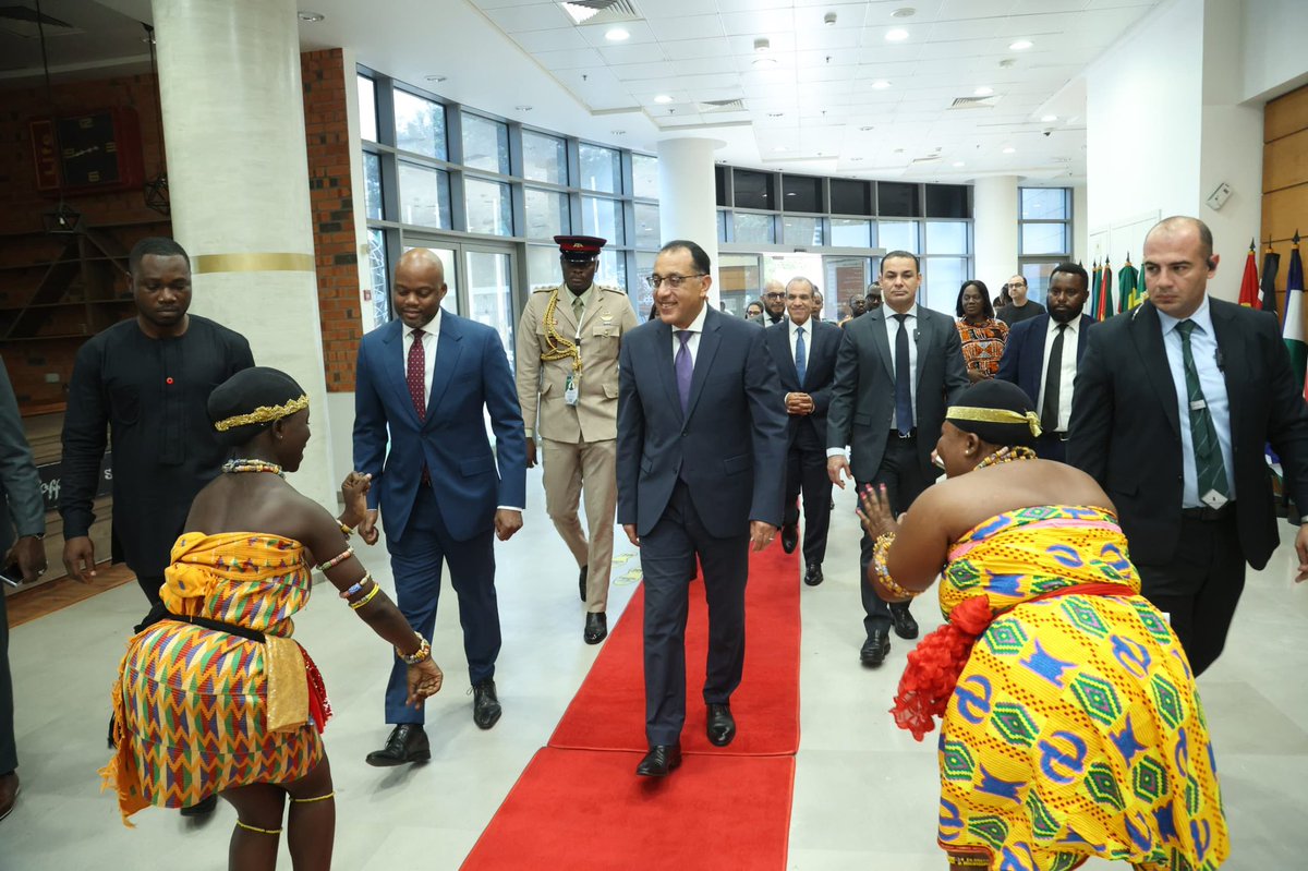 MeneWamkele's tweet photo. I had the honour to welcome H.E. Dr. Mostafa Madbouly, Prime Minister of the Arab Republic of Egypt, with my team at the #AfCFTA Secretariat today. The visit was marked by a warm welcome ceremony, followed by a meeting, whereby I took the opportunity to brief him on progress…1/2 https://t.co/KKGE3EtPLo