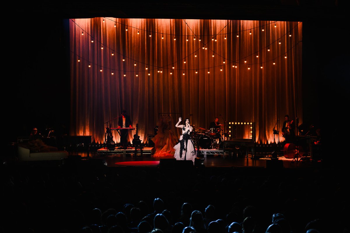 💫 <a href="/idinamenzel/">Idina Menzel</a> kicked off her Take Me or Leave Me Tour at The Paramount Theatre Friday night! 💫 Her voice is as mesmerizing and powerful as you'd expect 🤩

📸 by Jason Tang | July 19, 2024 | Seattle, WA | #STGPresents | #IdinaMenzel | #TMOLMTour