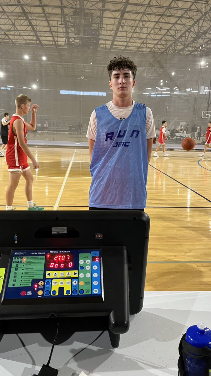 𝐓𝐨𝐩 𝐏𝐞𝐫𝐟𝐨𝐫𝐦𝐞𝐫𝐬 𝐇𝐚𝐫𝐝𝐰𝐨𝐨𝐝 𝐂𝐥𝐚𝐬𝐬𝐢𝐜 𝟐 𝐃𝐚𝐲 𝟐

‘27 Jaxon Chrostowski 
MO Phenom 
20 Points 

‘26 Run JMC
Josiah Long
24 Points