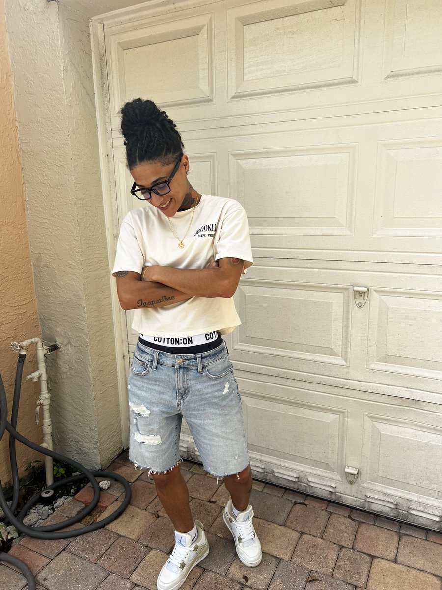 play sum these hoes gon like🫶🏽