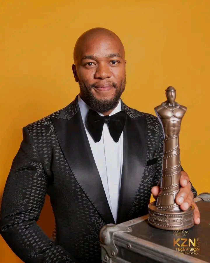 Indaba365's tweet photo. ENTERTAINMENT: Congratulations to Thembinkosi Mthembu ๐ฅโค๏ธ. He has won Best TV Actor Award for his role on Shaka ILembe at Simon Mabhunu Sabela Awards 2024. #SSA24 #KZNFilmAndTelevisionAwards2024 https://t.co/UQd2fQseNJ