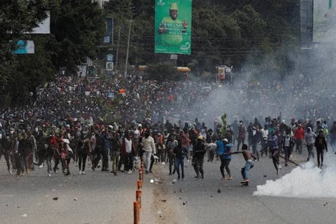 shaun_dlanjwa's tweet photo. The Arab Spring Revolution and Kenyan Revolution is nothing compared to what will happen in South Africa. South Africa Revolution will be the biggest revolution. Our people are very angry!! https://t.co/nLjZ2mToWd