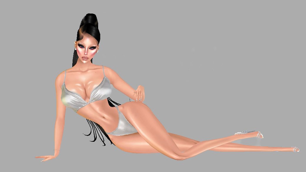 SoreIIas's tweet photo. Some soft and feminine glamour for the TL. 🤍 Thanks @danny_nonas for my #Iphis set… Hope you can take it off me sometime too. See you soon, #PITCREW. 🤤 https://t.co/WHa1pLa3Ly