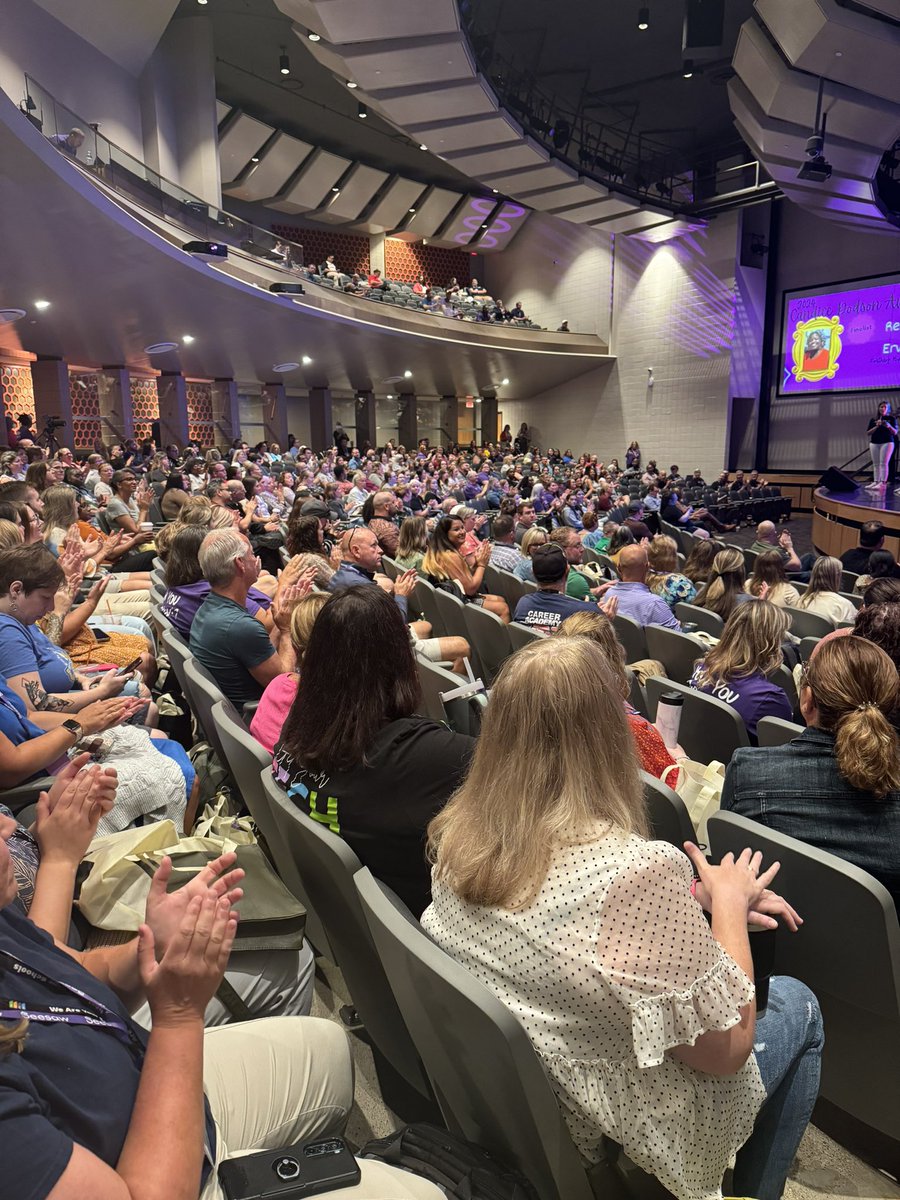 thomascmurray's tweet photo. What a week!!!
Thanks to @NASSP, @NAESP, Eastern Hancock Schools, @FWCommSchools, and @NorwalkSchools for having me!! No better way to kick off this summer’s speaking events! #PrincipalsUnited #JoyJam2024 #Ignited24 https://t.co/Qnzd6O1VIV