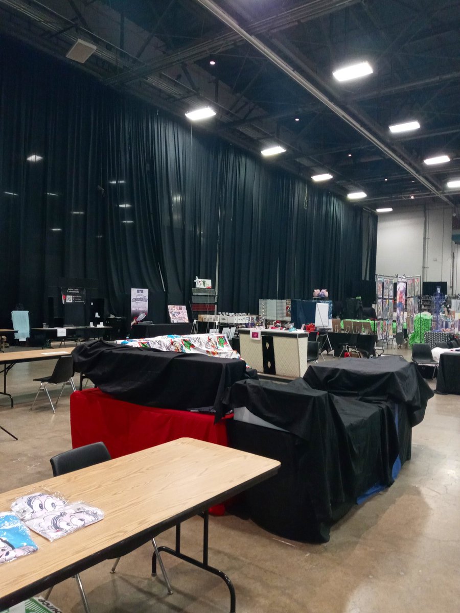 Day One of #GemCityComicCon is done. We will see you all again tomorrow for Day Two.

#gccc2024 #convention #comics
