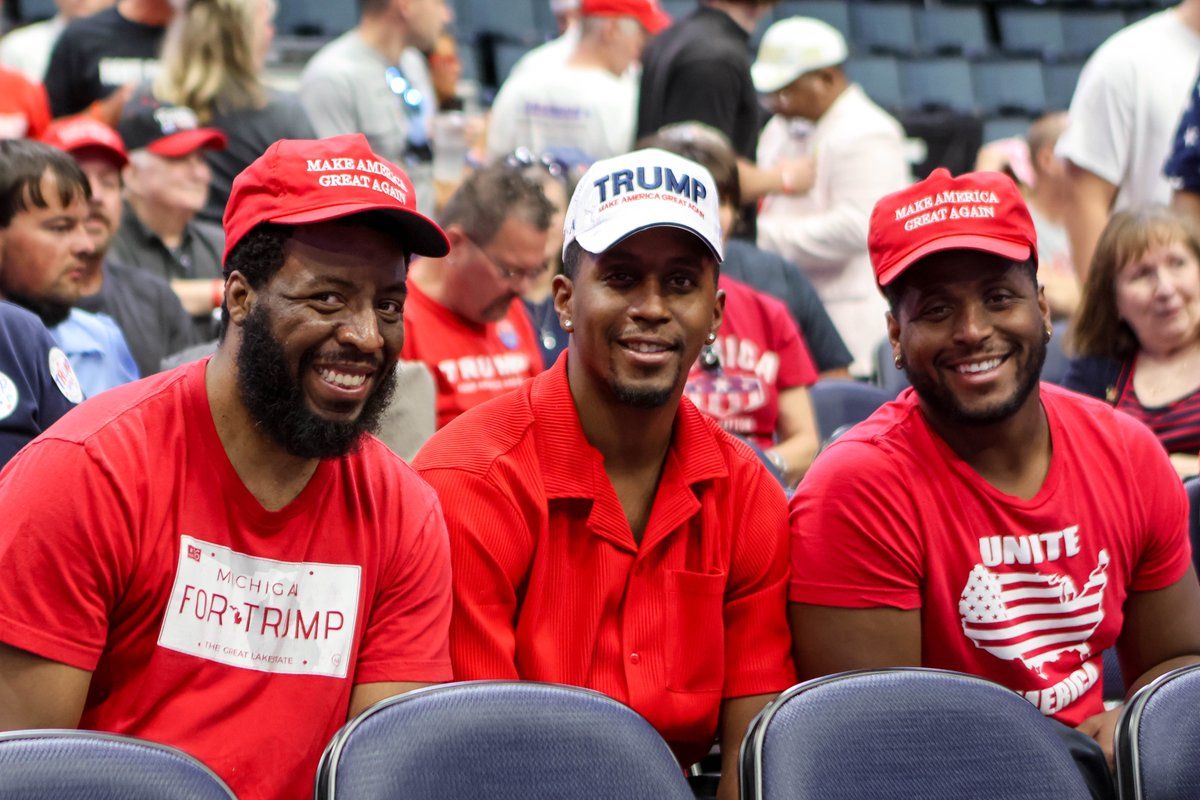 Team Trump (Text TRUMP to 88022) tweet media
