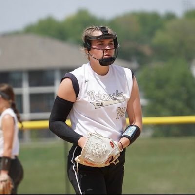 COACHES-keep your 👀 on <a href="/calibentz/">cali bentz</a> a talented and hard working 2026 RHP/1B #24 who is helping our team out this week in California. Thank you Cali and family for joining our squad! 🙏🏼💛🖤<a href="/NebraskaGold/">Nebraska Gold</a> <a href="/PGFnetwork/">PGF</a> #rollgold #GoldDNA