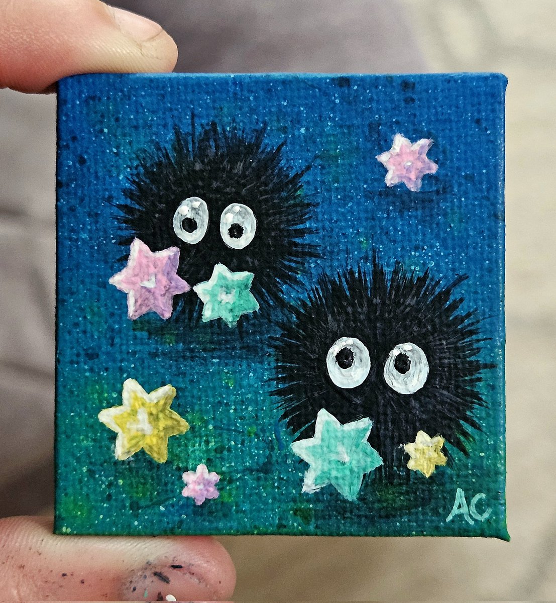 ArtistWtB's tweet photo. Just a couple little soot sprites π₯°π«
#art #artist #artwork #acrylicpainting #acryliconcanvas #canvas #canvaspainting #acrylic #traditionalart #traditionalartist #painting #tinycanvas #tinypainting #fanart #studioghibli #spiritedaway #sootsprites https://t.co/LMgLsWh5n7