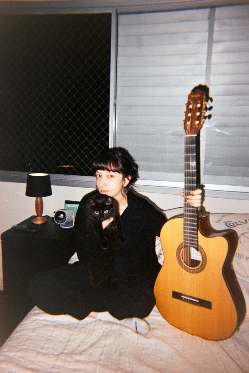 ReadTheRedBook's tweet image. fotos lindas que minha namorada tirou de mim // fotos lindas que tirei da minha namorada na analógica
@carolynsfingrs