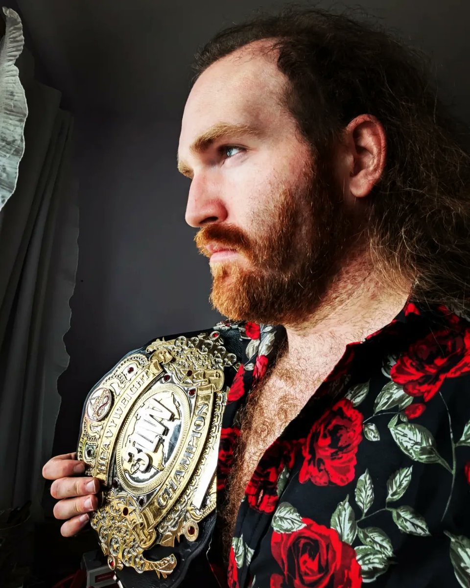 TheJS_Hawthorne's tweet photo. Welcome to the new #WarofTheRoses
@BreauxKeller you are my #York
I AM #LANCASTER NOW
Instead of the crown of England. We war over the @3Legacies Heavyweight Championship.
August 3rd The Red Rose Rumble 2
@Lancstormers #Clippermagazinestadium
#MyShowMustGoOn https://t.co/h0zWeb0ELl