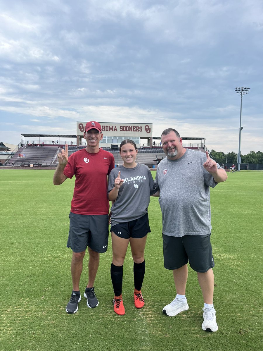 Mady Ritchie tweet media