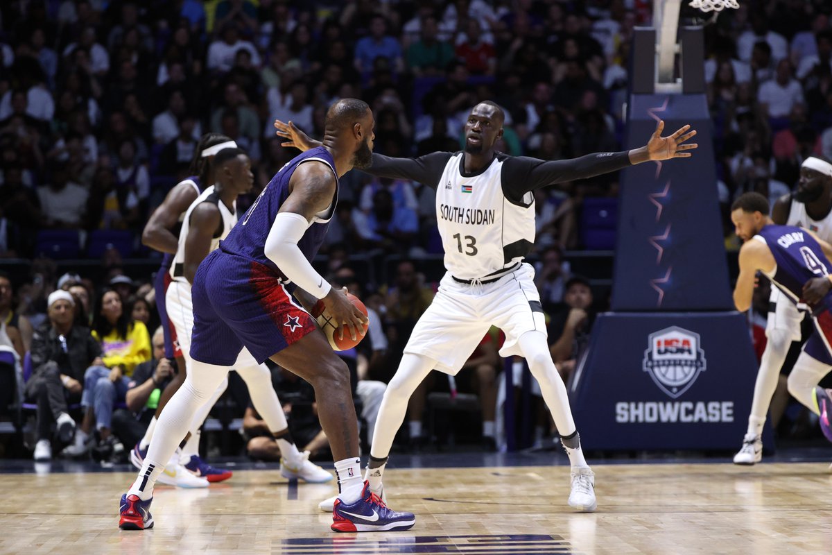 NBL's tweet photo. South Sudan take Team USA all the way to the final buzzer in London, falling short 101-100 🤯

Majok Deng (7 PTS, 4 REB), Bul Kuol (3 PTS, 4 REB) and Jackson Makoi (2 PTS, 3 AST) all made contributions in an incredible performance from the youngest basketball nation 🇸🇸 https://t.co/I7JoLO5hI3