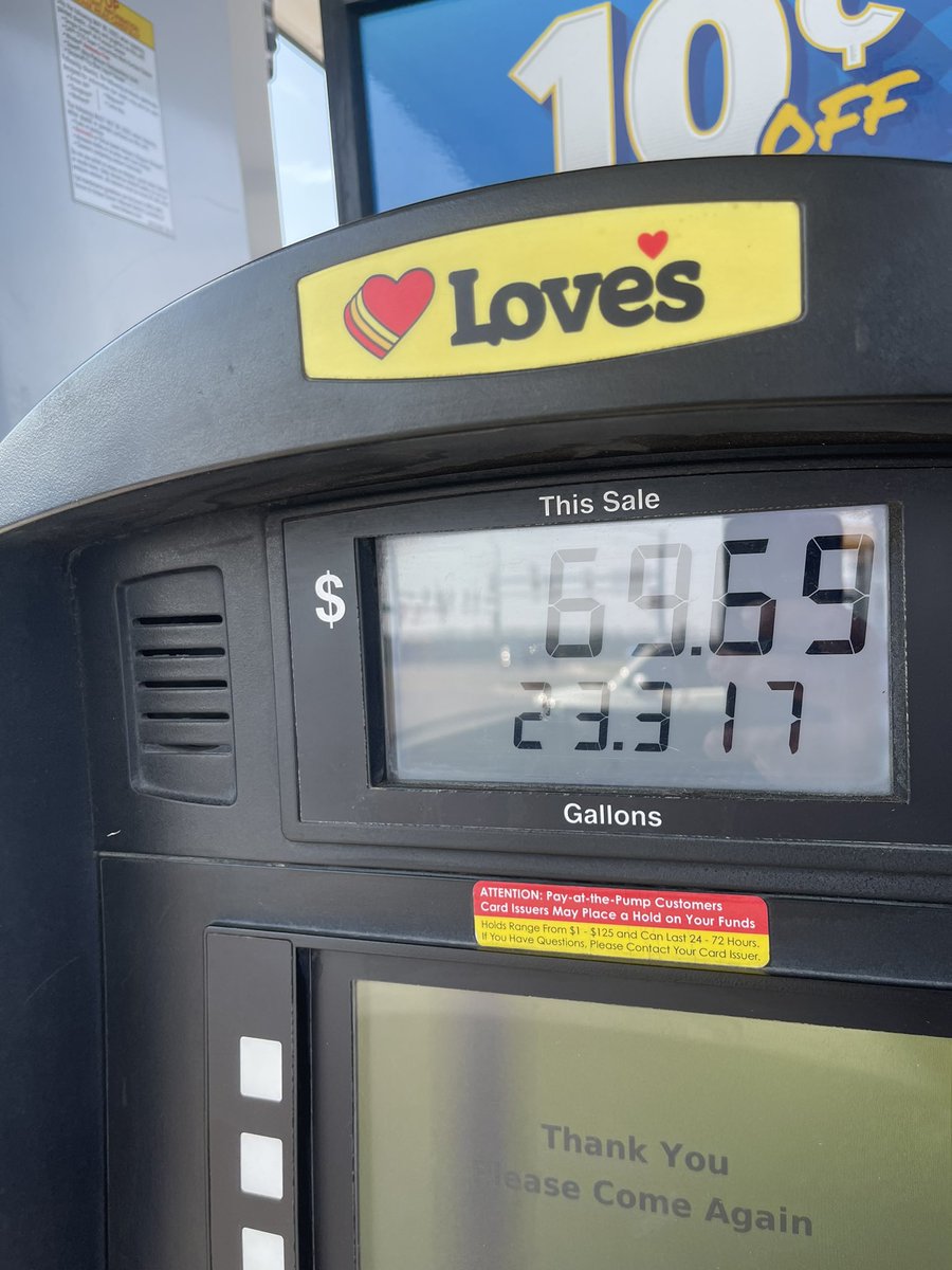 paulmounce's tweet photo. The nicest fill ups of my life @bracketdan https://t.co/EWJ3Bg21Fp