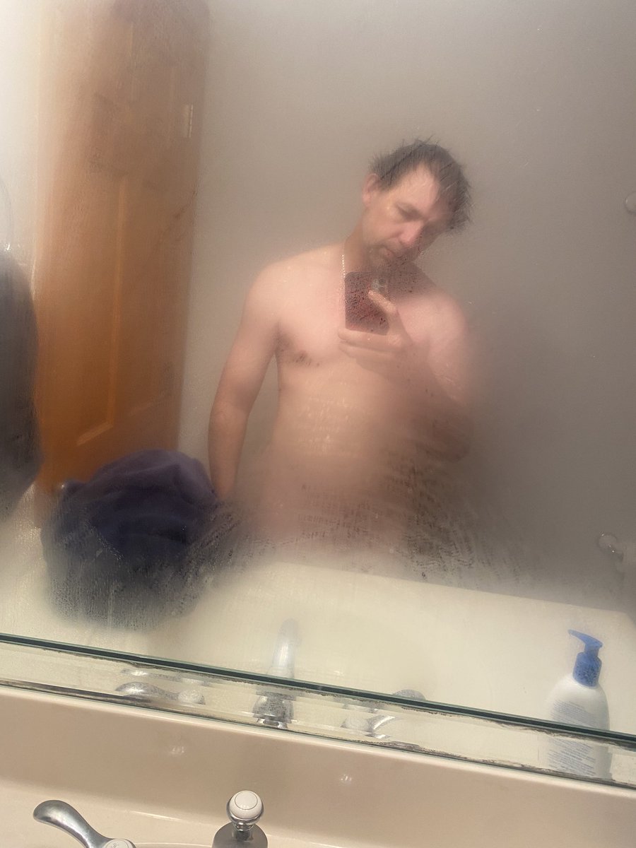 Ryder_made122's tweet photo. Find out what happen in the shower!! Y'all hit me up with request.. need to make new content! https://t.co/gmUV7VcIMc