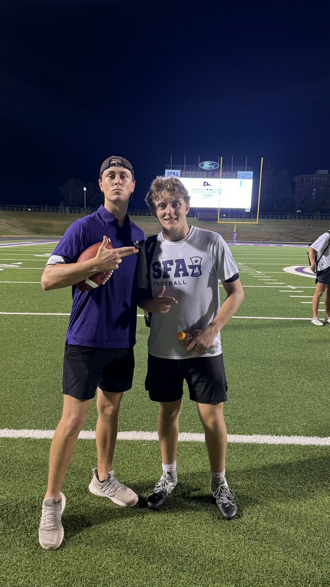 BWils87's tweet photo. From my camp at SFA. Thank you to @CoachTyWarren for his invitation. And also thank you to @_mullins33 for his help at the camp. Axe'm @SFA_Football https://t.co/NZZzUGtRs5