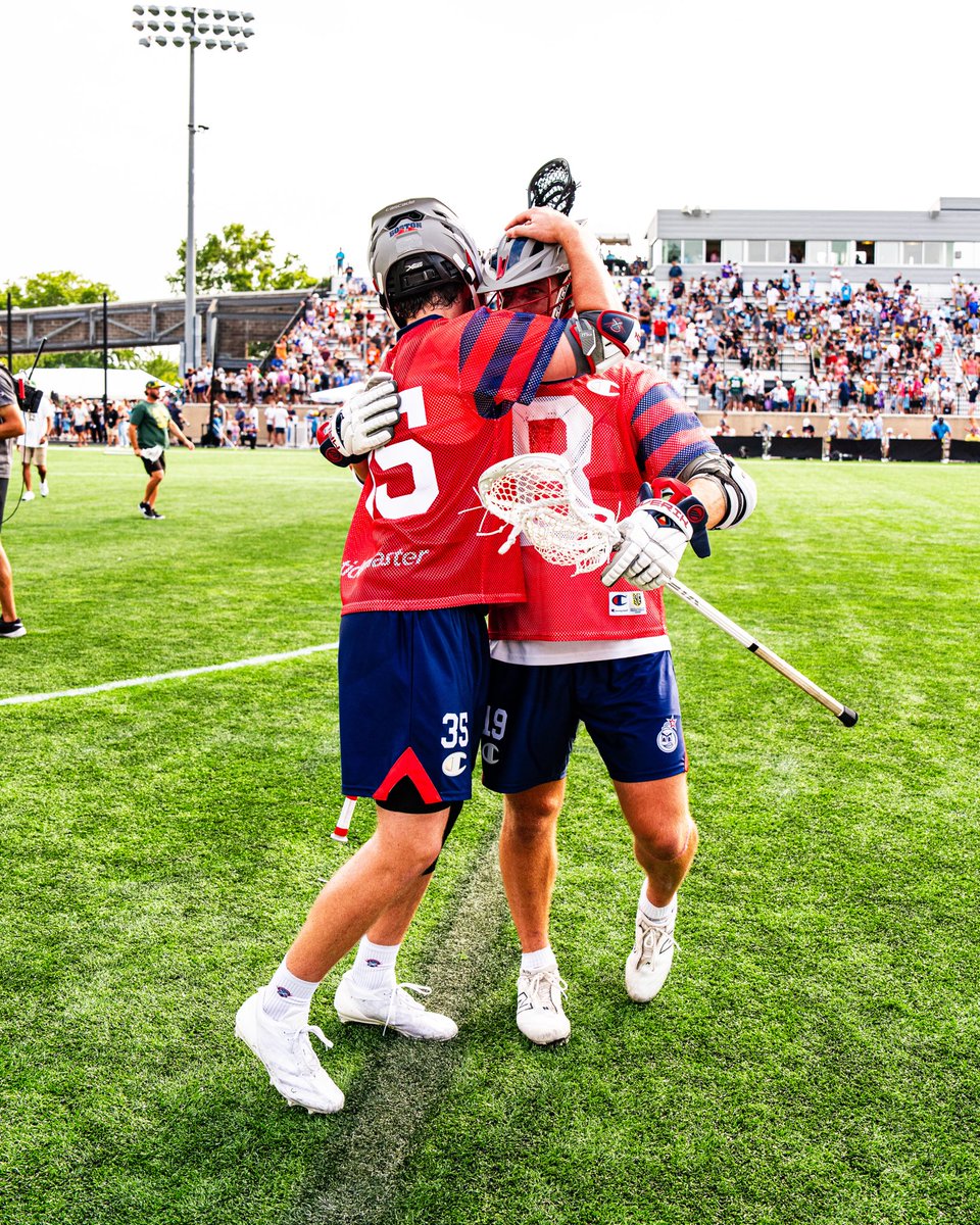 Look good, feel good.
Feel good, play good.

1-0 in the 🅱️ Throwbacks 🔥