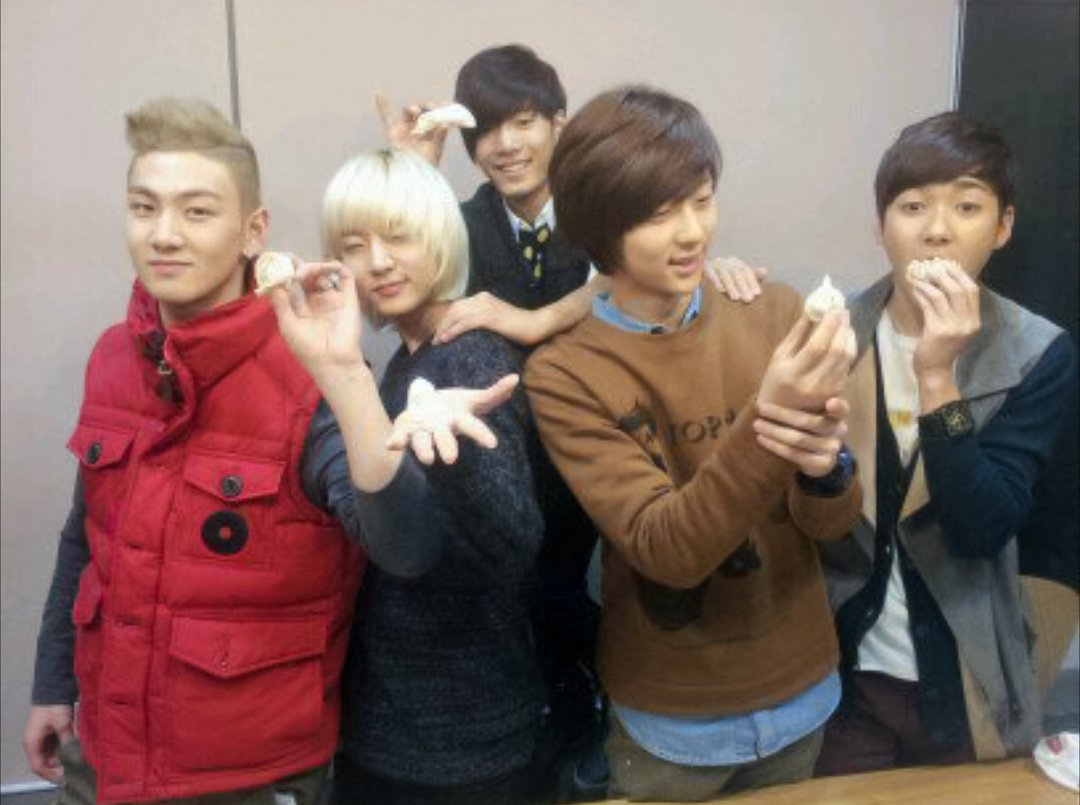 nuestjamet's tweet photo. https://t.co/530Pi3QolS