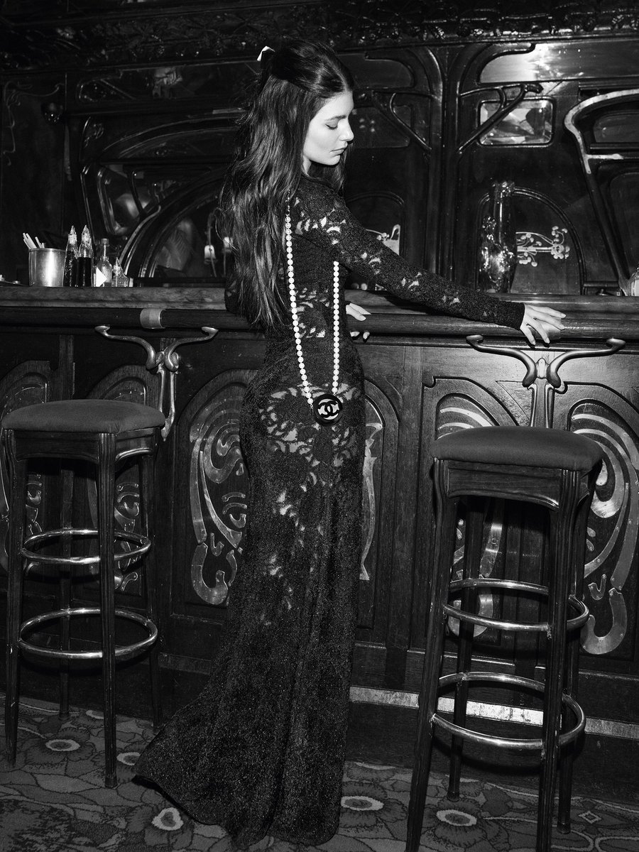 kendam_com's tweet image. Chanel Pre-Fall 2024 Campaign with Camila Morrone shot by Karim Sadli kendam.com/news/campaigns… 

#Chanel #PreFall2024 #Campaigns #Fashion #Kendam