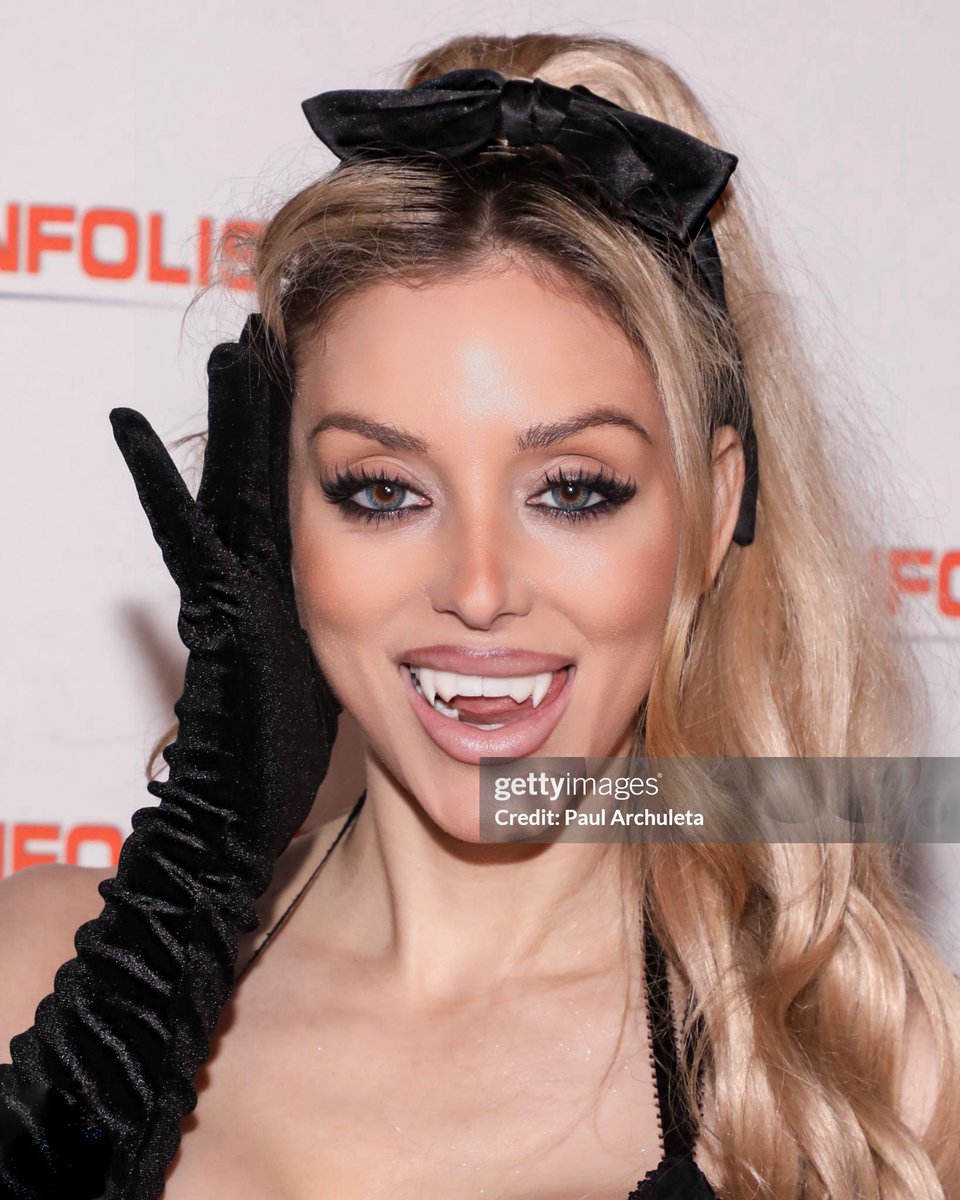 racheleroyale's tweet photo. Thank you @INFOLIST @academy__la
Photos Paul Archuleta
@dollskill
@HouseofWidow
Fangs Leonardo Cavallero #customfangs https://t.co/tFEXqpZcHu