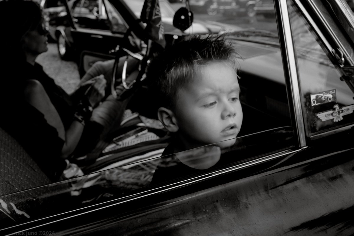 Summer in Michigan 
6d 35mm f1.4 1/100 f8.0