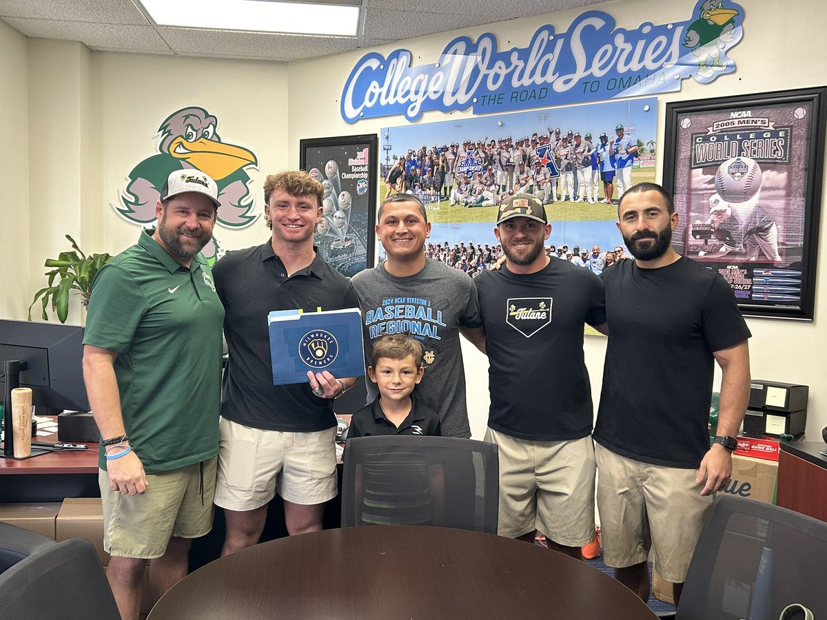 Signed, sealed and delivered! Chan is all yours, Milwaukee!

#RollWave 🌊 ⚾️ | #ProWave