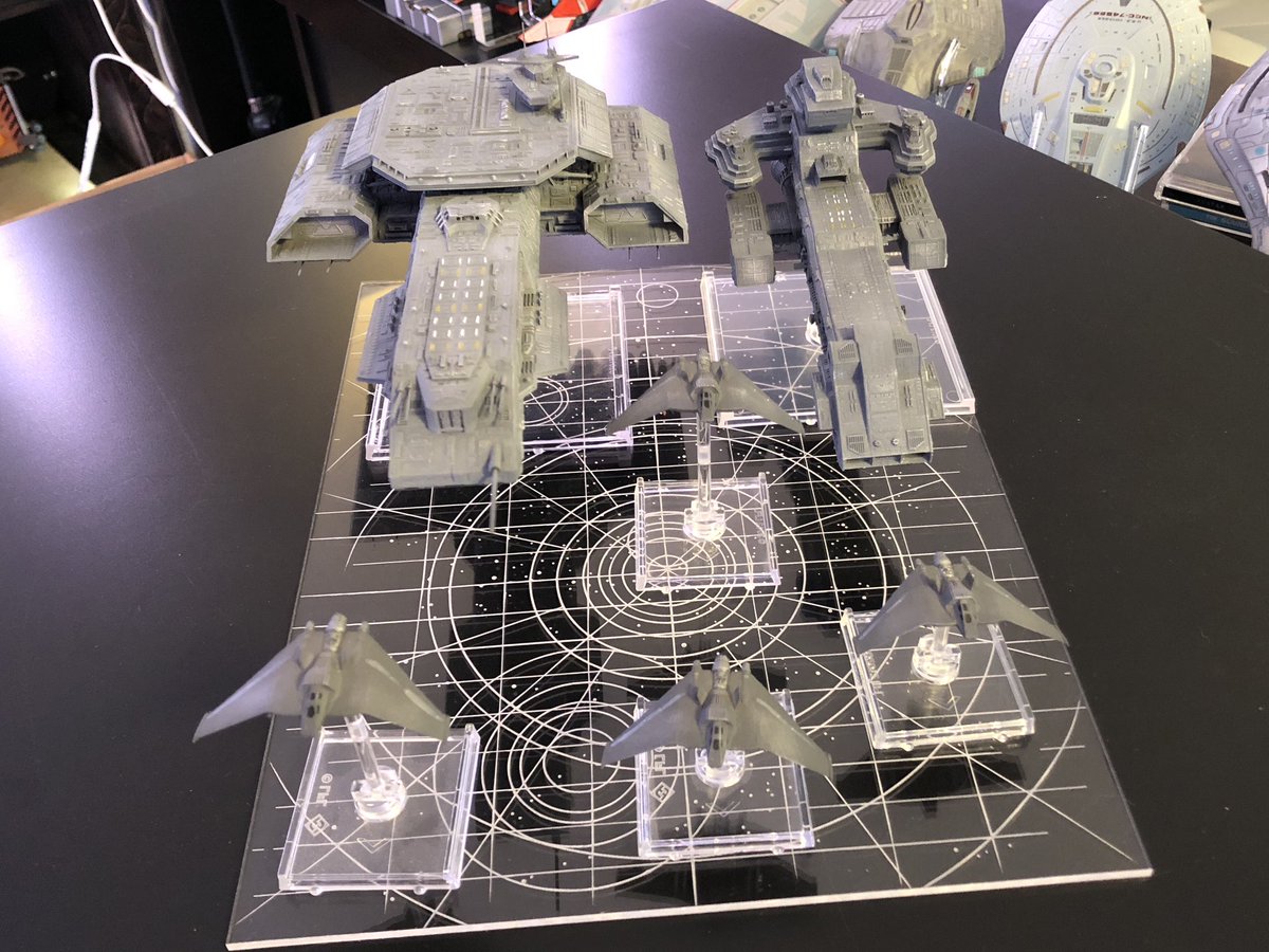 GeekToyLove's tweet photo. Tauโri fleet, F-302s, X-303, and BC-304. Models by @RJB_Mallacore , printed in resin and hand painted. SGC star chart by @DrSciFi
#2024Commissions #GeekDen #Stargate https://t.co/RSLk6LmUKy