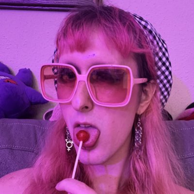 #NewProfilePic https://t.co/XQLh1XRUVp<a href="/tag/newprofilepic"class="tags">#NewProfilePic</a>