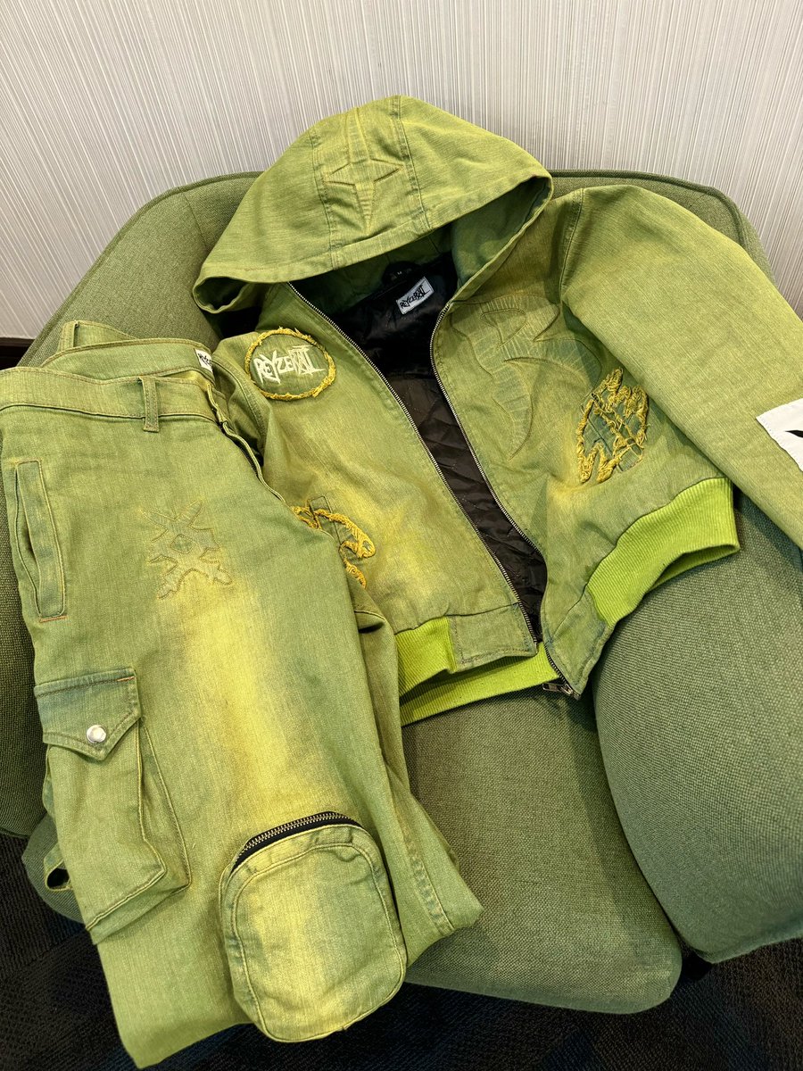 reyzerati's tweet photo. Key Lime Denim Sets (February 2024) https://t.co/In6ZVSW6h9