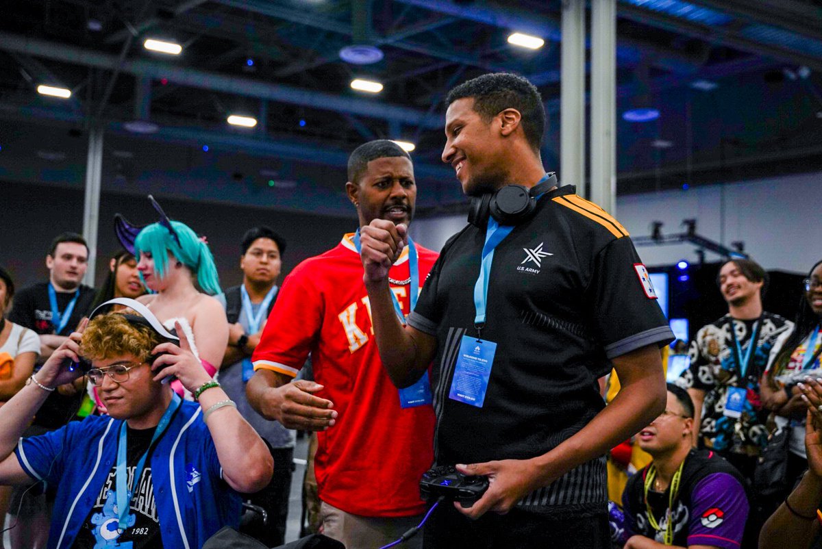 USArmyesports's tweet photo. Hype and heading to round 3‼️😤

Who’s going to stop Crazyest?

#Tekken8 #EVO2024 https://t.co/3K1URaQQu5