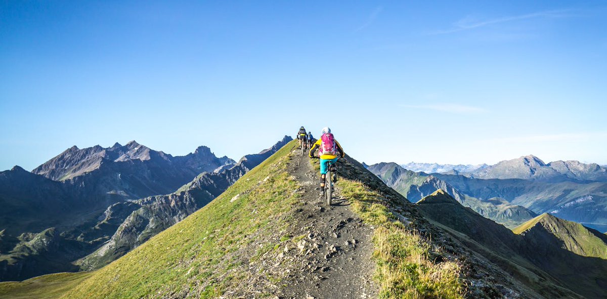 HadNews_com's tweet image. Why are some people happy when they are dying? - hadnews.com/why-are-some-p…
#BBC #DEATH #GIVE_ME_PERSPECTIVE #PHILOSOPHY #PSYCHOLOGY