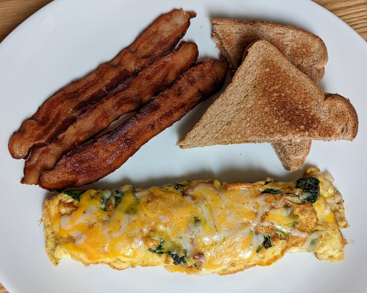 recipesallkinds's tweet photo. Cheese &amp; Veggie Omelette, Bacon, Wheat Toast 

#allkindsofrecipes #testkitchen #cheeseandveggieomelette #cheeseandveggie #omelette #cheese #spinach #onion #mushroom #garlic #baconandeggs #bacon #wheattoast #toast https://t.co/eXRnG6Lldi