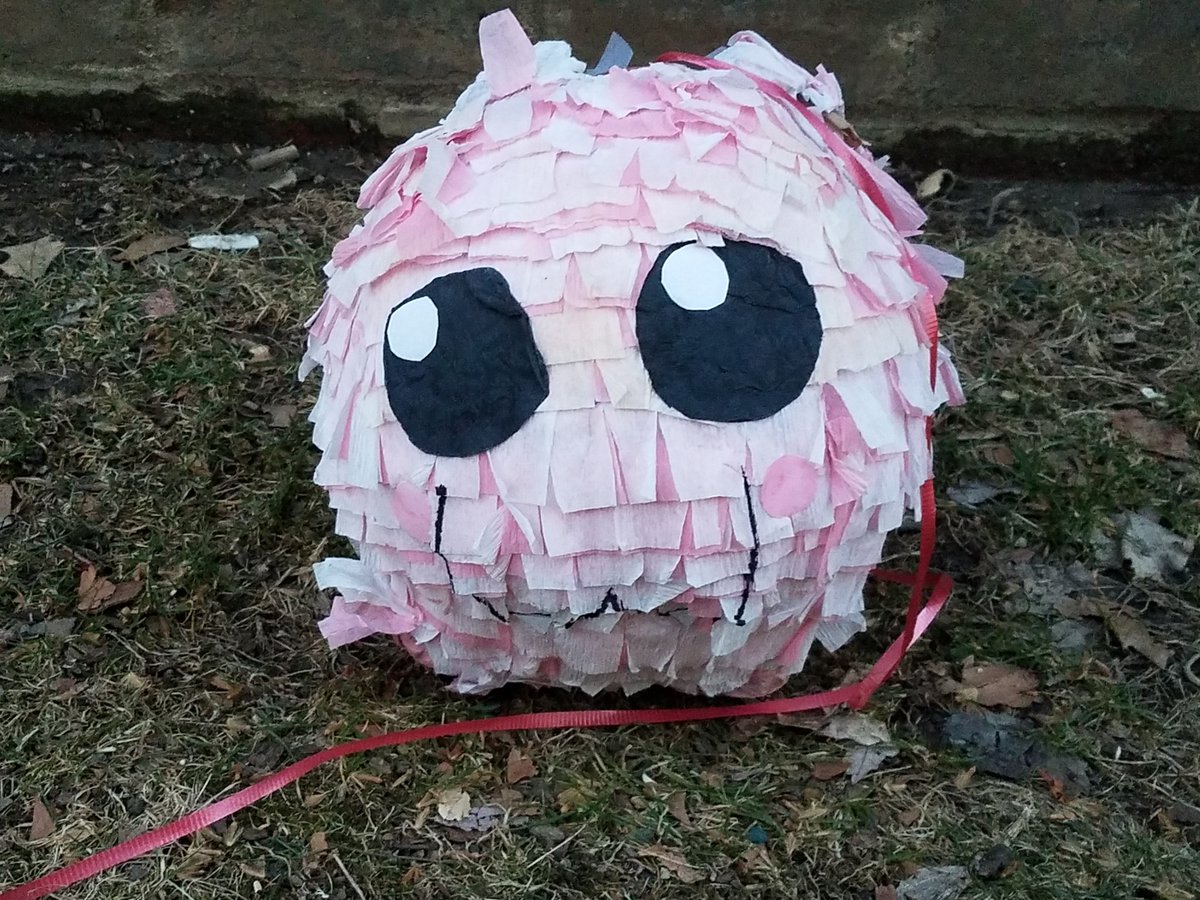 KenishaScraft's tweet photo. Here is a Tokomon pinata. I made this years ago.
#Tokomon #digimonfanart #Digimon #Digimonadventures #Digimonpinata #pinata #Piñata #craft #handmade #Handcrafted #Tokomonfanart #fanart #artmoots https://t.co/EYAB8Gm8rw