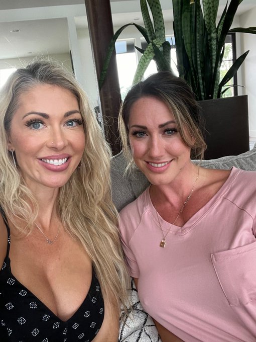 Fun in Tulsa with @JiggaaJohnson @thesummerstarz @Larrysugar3000 @Puppy! https://t.co/s5s239TxCD<a class="tags" target="_blank" title="On Twitter" href="/?out=eyJ0eXAiOiJKV1QiLCJhbGciOiJIUzUxMiJ9.eyJpYXQiOjE3MjE4NjQyNDUsImlzcyI6InR3cG9ybnN0YXJzLmNvbSIsIm5iZiI6MTcyMTg2NDI0NSwiZXhwIjoxNzUzNDAwMjQ1LCJyZWRpcmVjdF91cmwiOiJodHRwczovL3R3aXR0ZXIuY29tL0ppZ2dhYUpvaG5zb24ifQ.Kp7DZBrgJiWrGV1IYSJDwV09a7G_y_hi26tNq8sVUQ-VVKMJkYxC8flsh6Y7RVT817nuij-IfJD02t2W3Dalyw">@JiggaaJohnson</a><a class="tags" target="_blank" title="On Twitter" href="/?out=eyJ0eXAiOiJKV1QiLCJhbGciOiJIUzUxMiJ9.eyJpYXQiOjE3MjE4NjQyNDUsImlzcyI6InR3cG9ybnN0YXJzLmNvbSIsIm5iZiI6MTcyMTg2NDI0NSwiZXhwIjoxNzUzNDAwMjQ1LCJyZWRpcmVjdF91cmwiOiJodHRwczovL3R3aXR0ZXIuY29tL3RoZXN1bW1lcnN0YXJ6In0.lfP-bv6YQDOZOJAeW8cAgZqTlkp1qPTCQ_d0r0D13VWg2FGhb8XLSOLoKYvoP9sky3VW_eztNvKqbFlXi_aZ9g">@thesummerstarz</a>