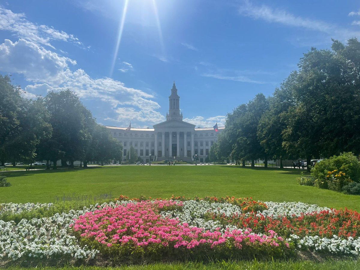 InReachCE's tweet photo. We have set up our booth and are enjoying sunny Colorado at the ACLEA Conference! If you're here, stop by our booth – we have some exciting giveaways! Looking forward to connecting with everyone. 🌞🎉#ACLEA #Conference #Networking #SunnyColorado #ACLEAAnnual2024 
#CLE
#CPD https://t.co/YtYymCSL1z