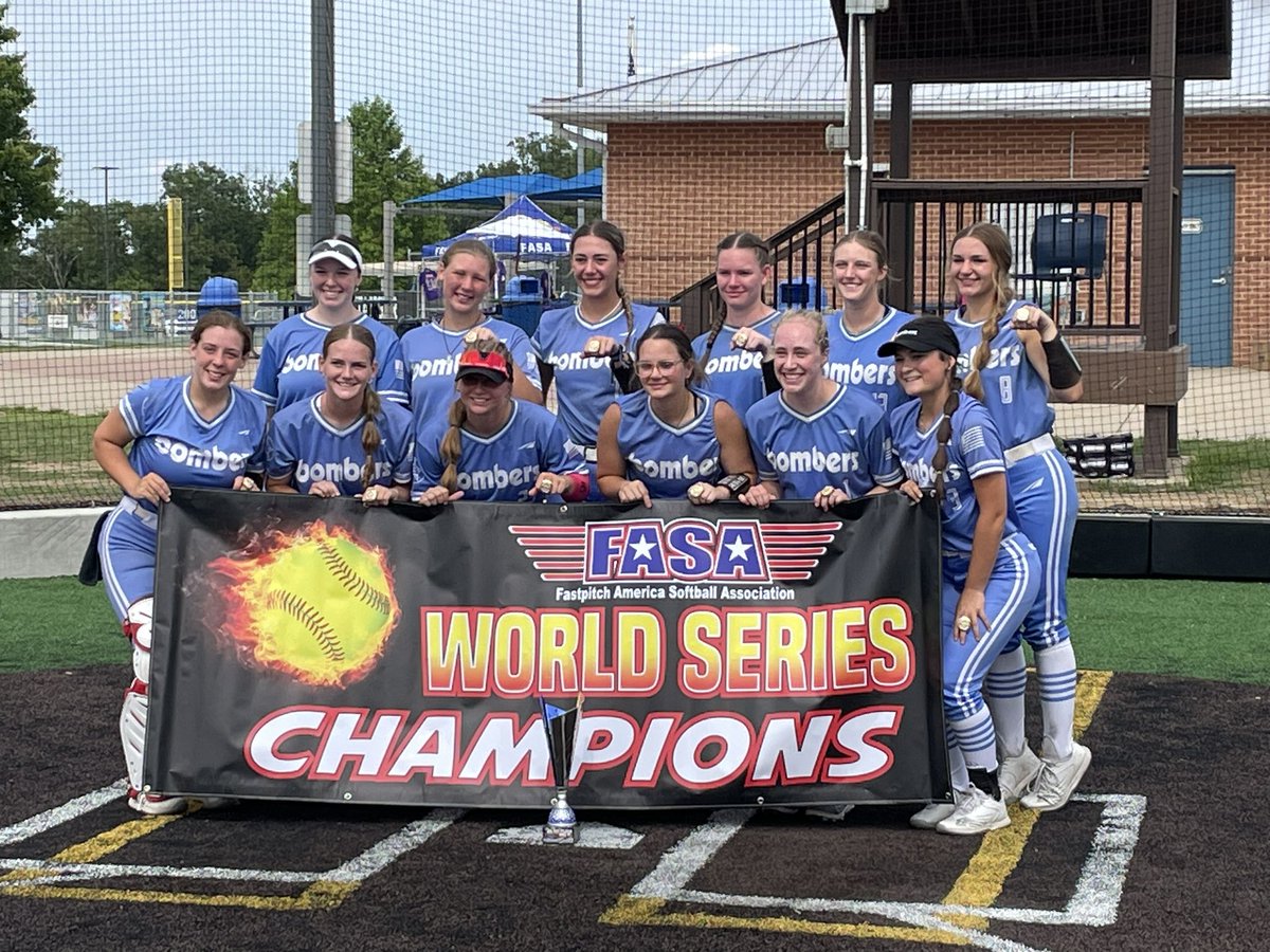 Missouri Bombers 18u Gold Veselske/Roth tweet media