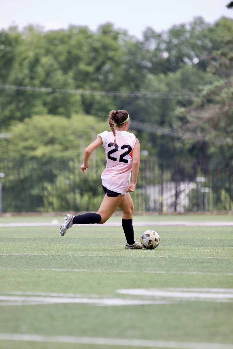 MoStateWSOC's tweet photo. 𝐂𝐨𝐥𝐥𝐞𝐠𝐞 𝐒𝐡𝐨𝐰𝐜𝐚𝐬𝐞 𝐂𝐚𝐦𝐩.. 𝐃𝐚𝐲 𝟏✔️

#TEAMNELSON #C4 #BTG https://t.co/5SyJrqf3xG