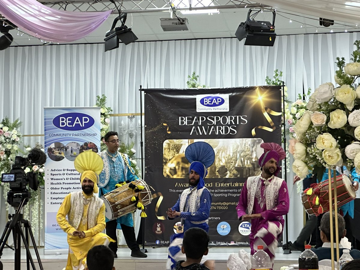 Andrew McPhillips tweet media