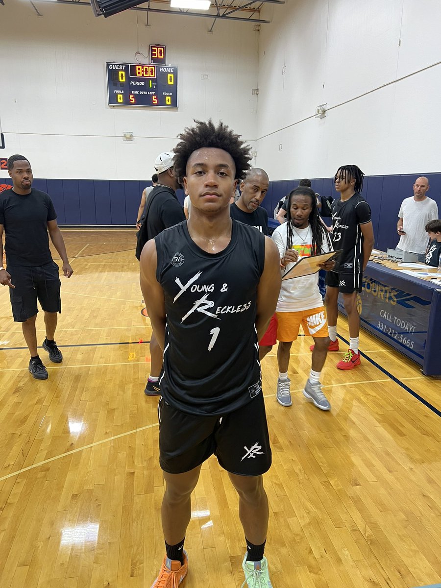 Big Tim (@tdc200) on Twitter photo Class of 2026 6’3” combo guard <a href="/Keisthebeast23/">Mickeis Johnson (keis)</a> of <a href="/YnRbball/">Y&R</a> 16U attacks the rim and draws fouls. He ended a life on Saturday WATCH YOUR HEAD (taps head). Has a nice three point jump shot. <a href="/CYBNTournament/">Chicago Youth Basketball Network</a> <a href="/IllinoisAttack/">ILLINOIS ATTACK</a> <a href="/CoachKreiger/">Coach Kreiger</a> Class of 2026 6’3” combo guard <a href="/Keisthebeast23/">Mickeis Johnson (keis)</a> of <a href="/YnRbball/">Y&R</a> 16U attacks the rim and draws fouls. He ended a life on Saturday WATCH YOUR HEAD (taps head). Has a nice three point jump shot. <a href="/CYBNTournament/">Chicago Youth Basketball Network</a> <a href="/IllinoisAttack/">ILLINOIS ATTACK</a> <a href="/CoachKreiger/">Coach Kreiger</a>