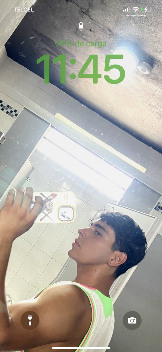 alejonando19's tweet photo. https://t.co/WVQ55211eK https://t.co/bMXn7eOT4f
