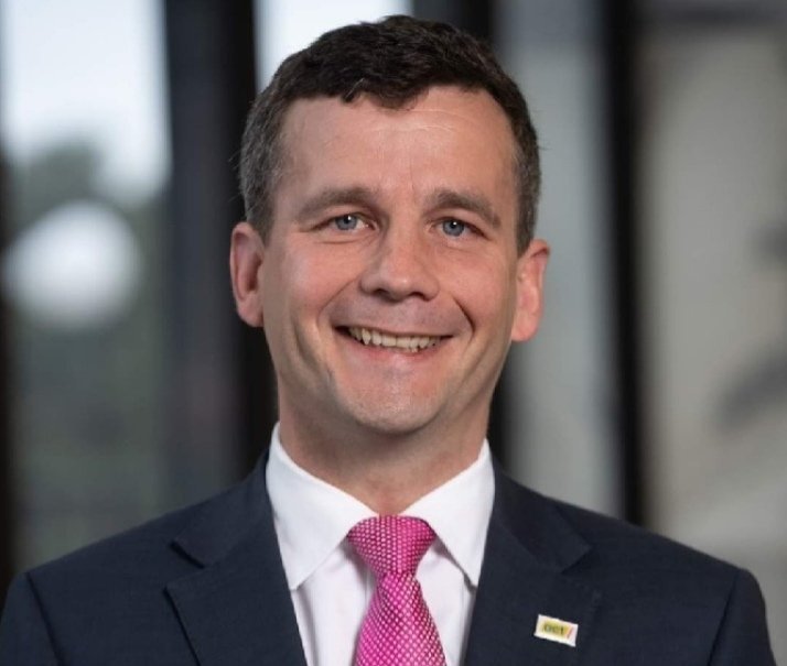 someone__2023's tweet photo. @NZNationalParty Start with this pedophile . By the way has anyone seen him lately. ? He's suddenly gone MIA after that exposure https://t.co/mFemLLH7gI