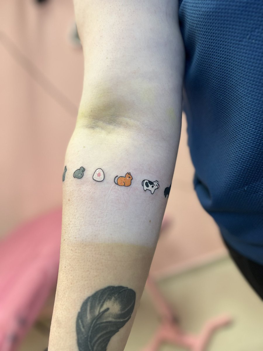oddinktatts's tweet photo. any fruits basket fans? https://t.co/PuODuCb8Y8