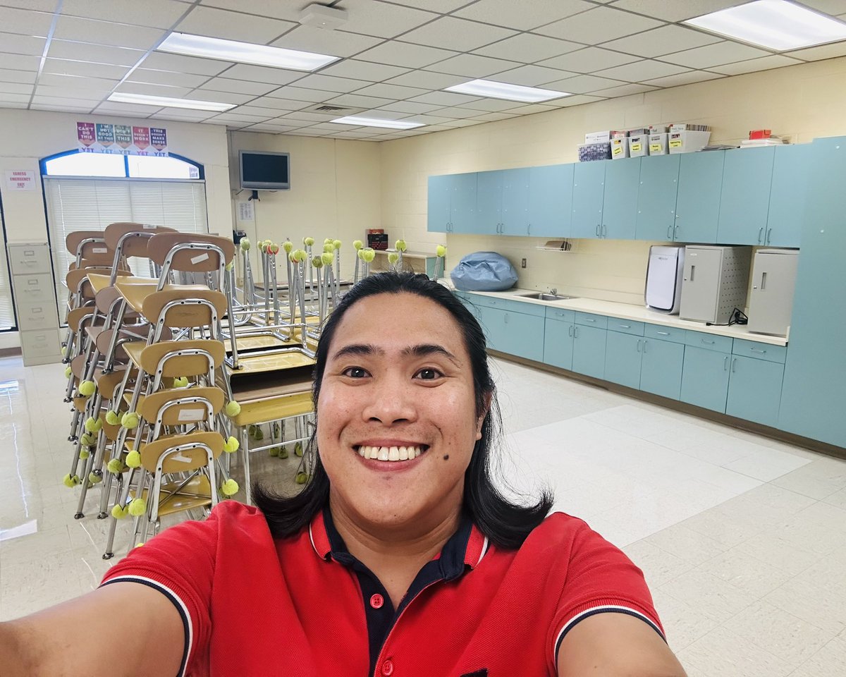 Today is the beginning of a year-round journey and I am now a Bulldog 🐾<a href="/EEMillerElem/">EE Miller Elem</a>. Yes, its a bit early than usual but I am very excited and really feeling good about this!