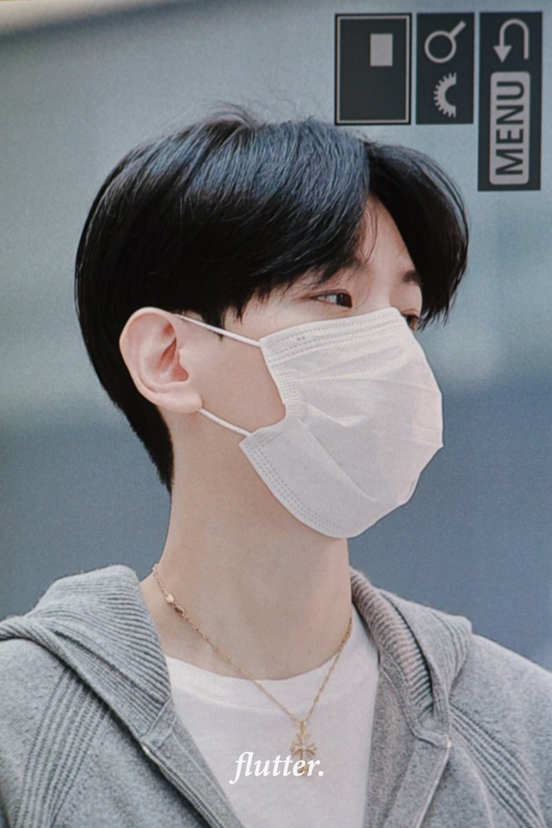 240709 비밀스케쥴 잘 하구 와.. #백현 #BAEKHYUN #ベッキョン <a href="/B_hundred_Hyun/">Baekhyun_EXO</a>