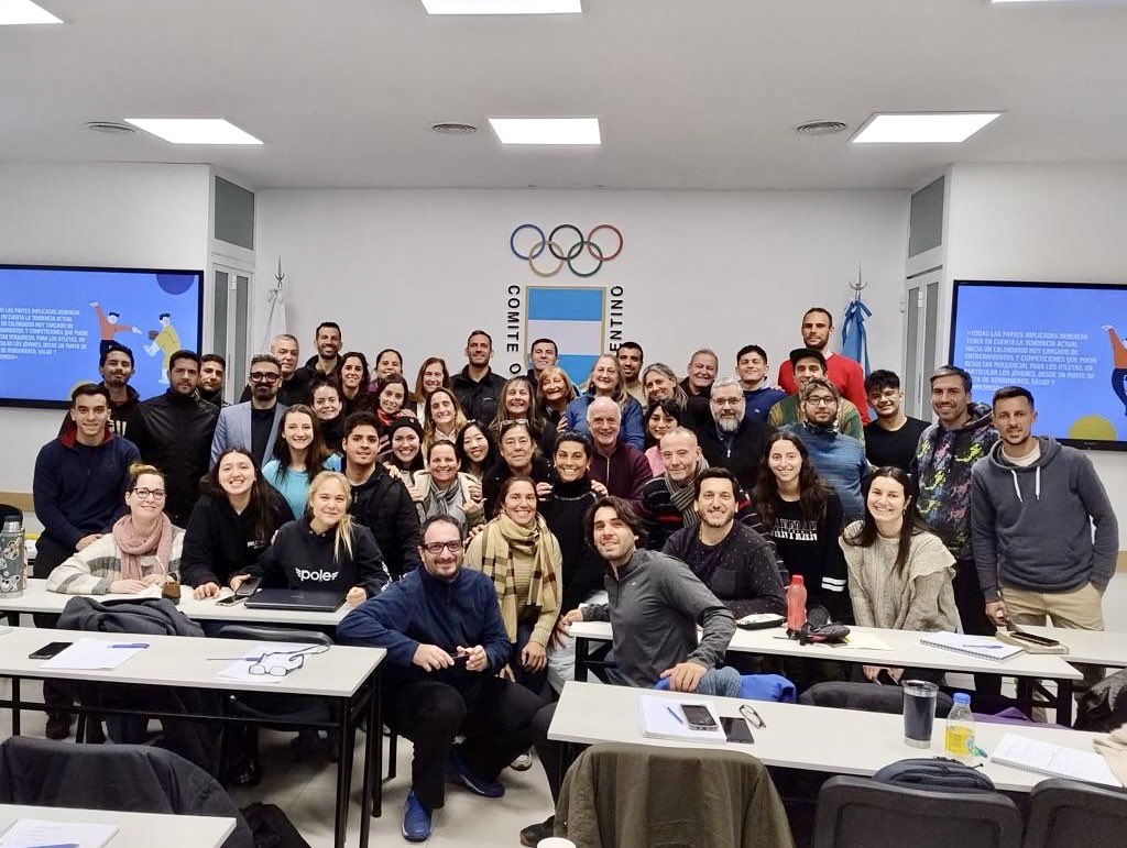 lettyalca's tweet photo. Curso de Administración Deportiva organizado por el @coargentina @PrensaCOA  bajo el auspicio de Solidaridad Olímpica, que se llevó a cabo entre los días 4 y 6 de julio.
✅ Más herramientas = mejor gestión!!
#compromiso #pasión #gestión #deportes #oportunidades https://t.co/hXqW6M2ENt